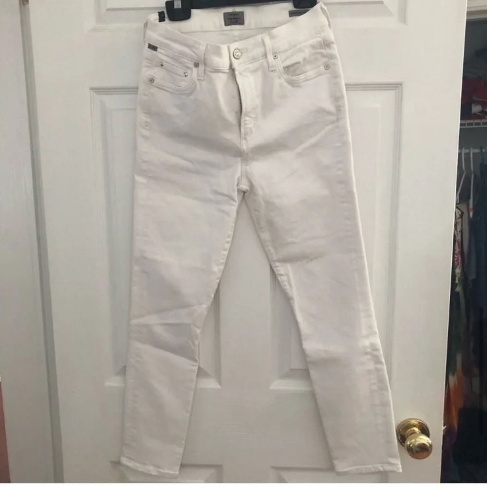Citizens of  Humanity Rocket Crop White High Rise Skinny Jeans - Picture 9 of 10